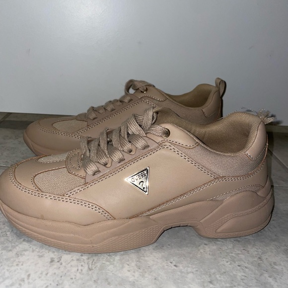 Guess Shoes - beige guess brand shoes only one used